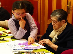 Fotografía en la que se pueden ver a distintos participantes en nuestros programas especiales